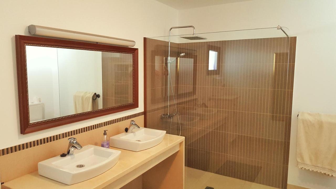 Villa Nazoly, Oasis De Tranquilidad Con Piscina Privada En El Corazon De Lanzarote Насарет Экстерьер фото
